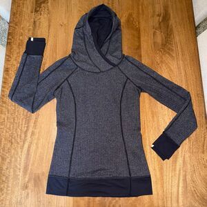 Lululemon Women’s Think Fast Hoodie Size 6 Dark Gray Long Sleeve Pocketed